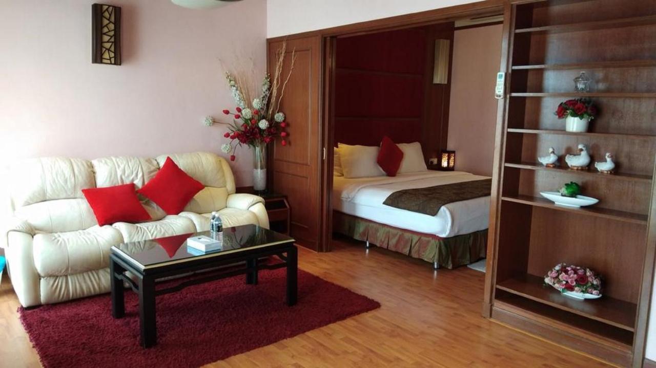 BTS Berjaya Times Square Apartment KL *